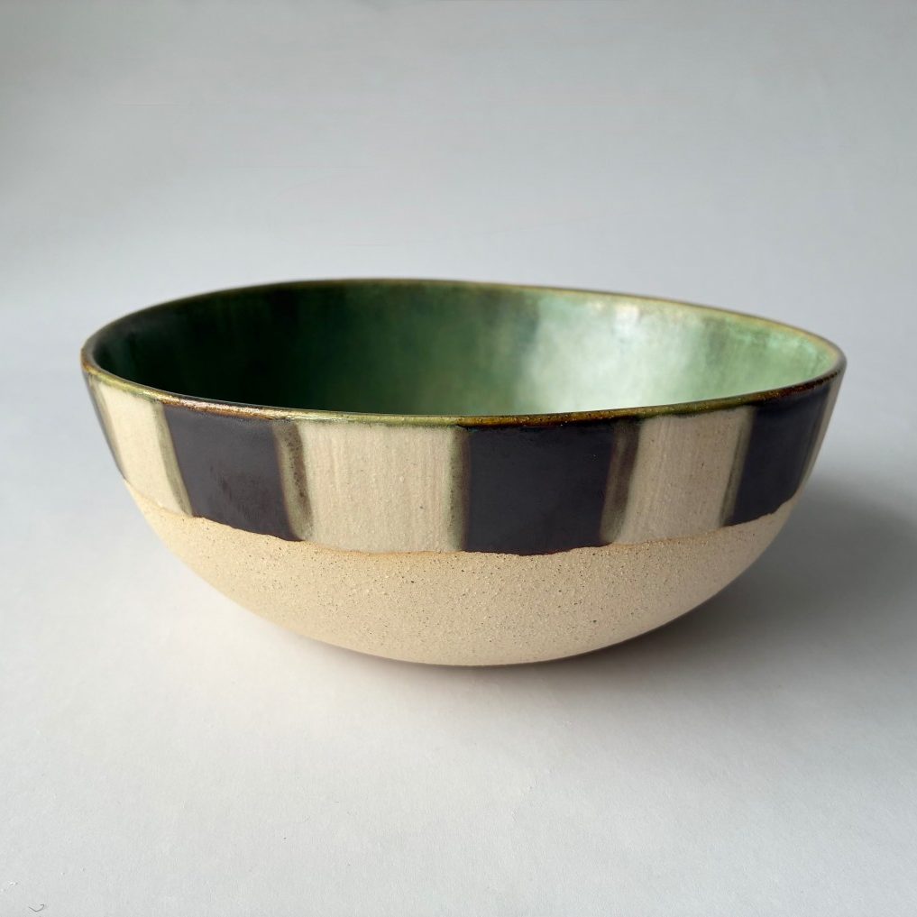 Brown/Cream Stripe Bowl w/matcha center