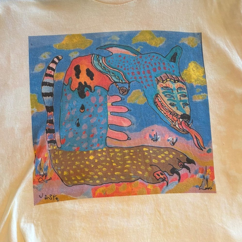 Six-eyed Creature - t-shirt