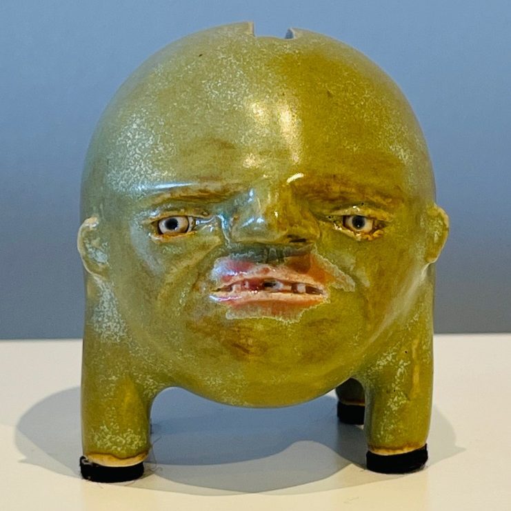 Wasabi - ceramic figure