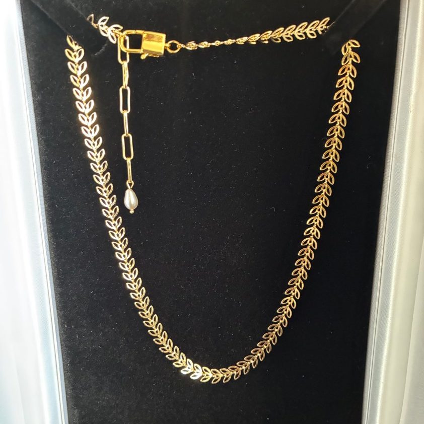"Gold Chevron Leaf" - Nolan Code
